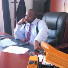 Dr. David Makongo